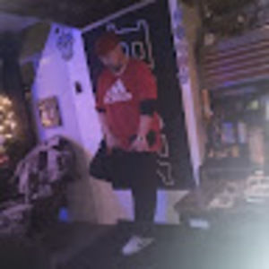 Meet your Posher, Christopher